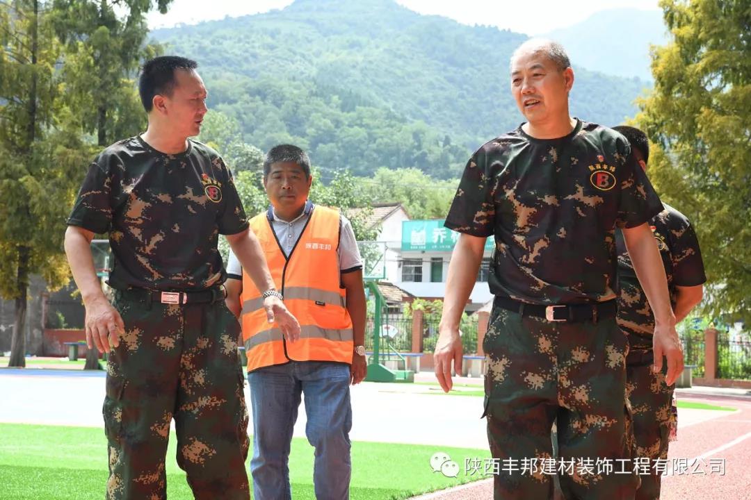 華麗轉身，他從閱兵場闊步邁向到祖國建設大舞臺！