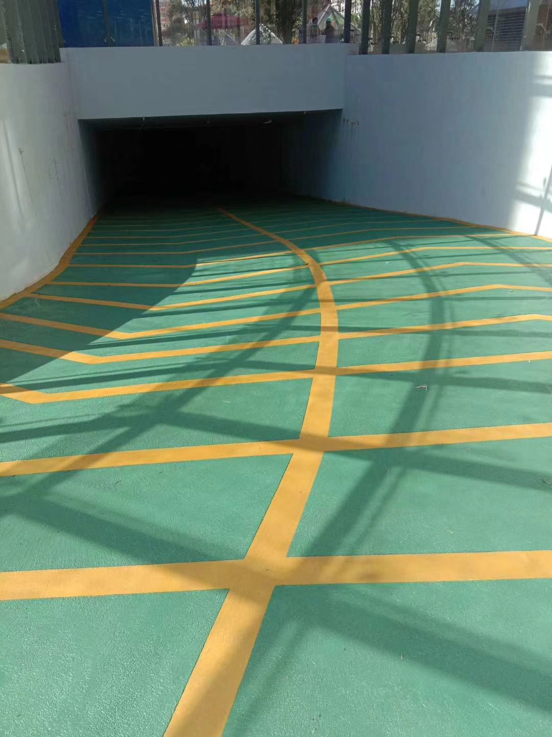 寶雞太陽市停車場止滑道